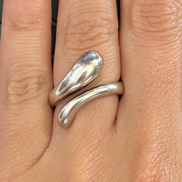 Tiffany & Co. Silver Wrap Ring - Picture 3 of 9